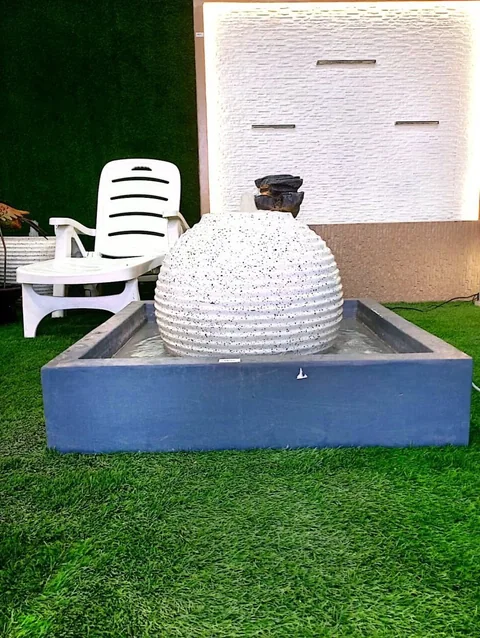 نافورة كروية داخل حوض — موديل MF-025